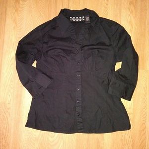 Manhattan Girl Black button up top size S